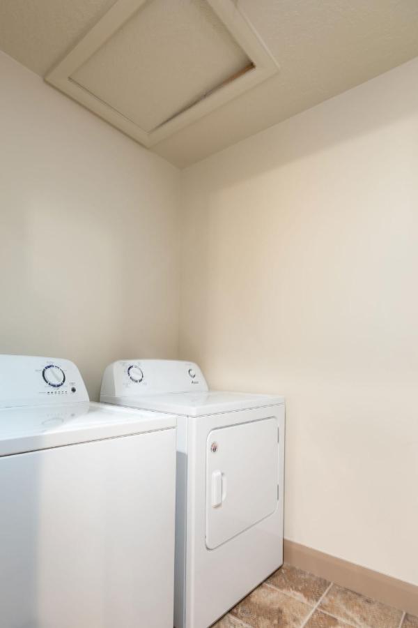 Duchesne Suites מראה חיצוני תמונה