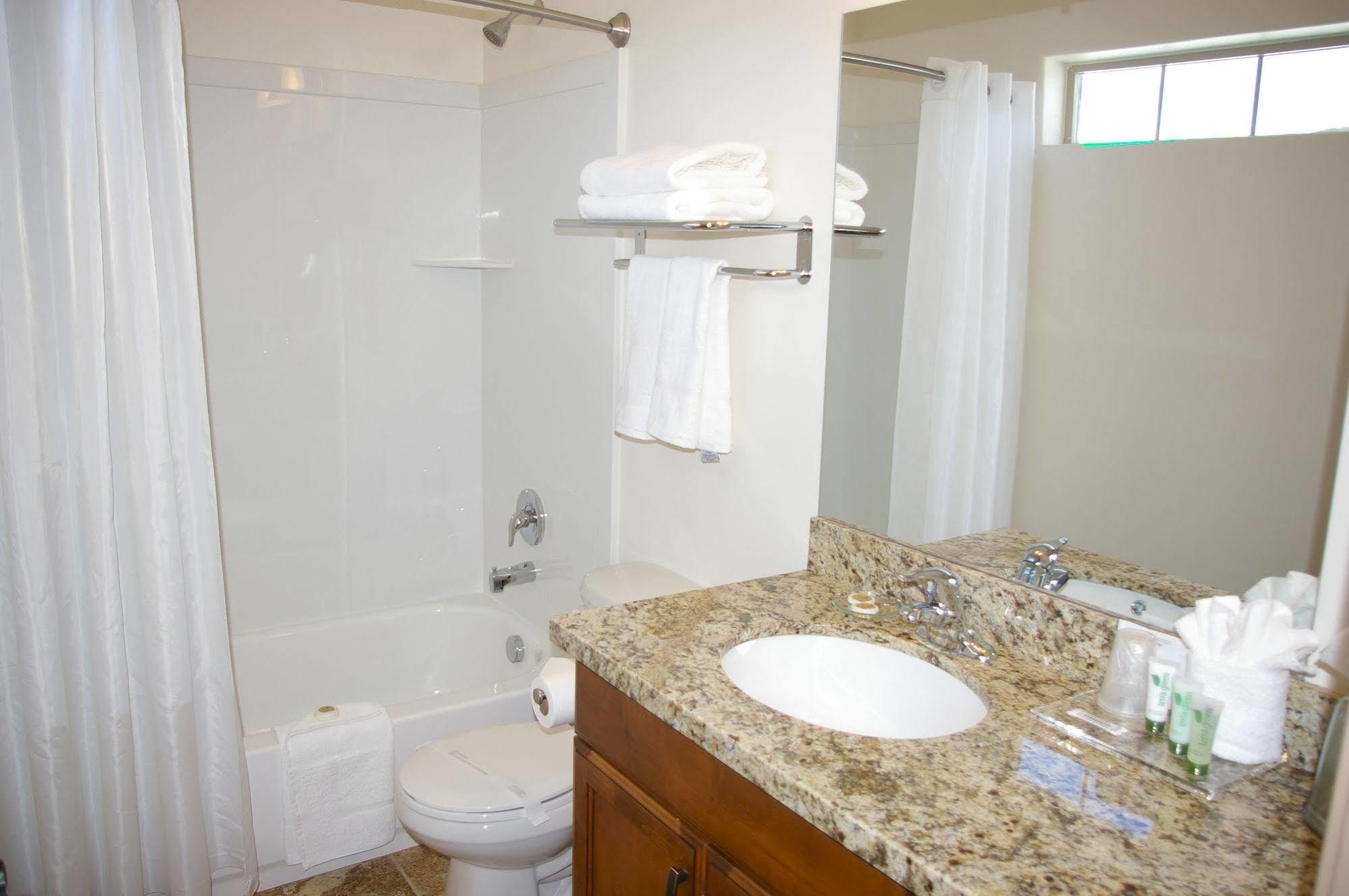Duchesne Suites מראה חיצוני תמונה